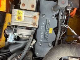 KOMATSU Komatsu HB 215 LC-1