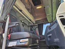 RENAULT T 520 HIGH EVO 99TKM NIGHT A/C