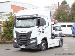 Iveco S-Way 510 Retarder Standklima Navi Kühlbox