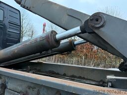 VOLVO FH12 420 / Schaltgetriebe / BLATT gefedert