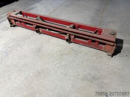 sonstige Ausgleichsbock für gekröpften Tieflader