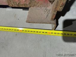 sonstige Ausgleichsbock für gekröpften Tieflader