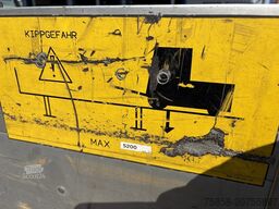 Krone Baustoff Wechselbrücke 7,45m Türen