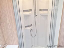 BÜRSTNER Ixeo TL IT 680 G