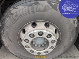 Mercedes-Benz Actros 1842