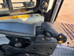 Caterpillar D6T LGP