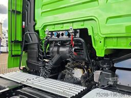 MAN TGX 18.460 4X2 LLS-U /Retarder /2 Tanks /ADR  AT