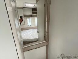 BÜRSTNER Premio 455 TS 1600 kg / Black Forest / Gasaußen