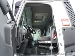 Renault K380 6x4 / FASSI F175 crane 7.85 t