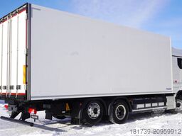 MAN TGX 26.470 6x2 Bitemperature 19 pallets