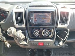 MALIBU Van 640 LE *Luftfederung*AHK*1.Hand*