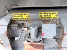 VOLVO FMX 500 8x4 Lift axle / HMF Pendel tipper Kipper