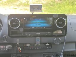 Mercedes-Benz Sprinter 519