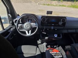 Mercedes-Benz Sprinter 519