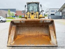 CATERPILLAR 950 M Radlader