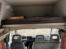 VOLKSWAGEN LT-28 Westfalia