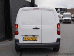 Peugeot Partner 1.2 PureTech 110Pk Benzine - Airco - Na...
