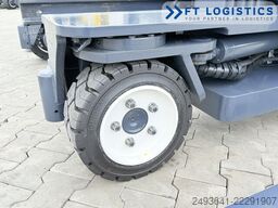 Combilift C3000 GAS DUPLEX 4100 WIDE POSITIONER