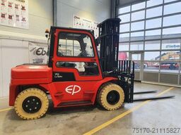 EP Equipment EFL 702 / 7T / Triplex: 5,40m / ZVG