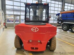 EP Equipment EFL 702 / 7T / Triplex: 5,40m / ZVG