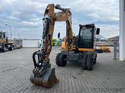 Liebherr A 910 C Litronic / 2.381h / SW33