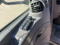 MERCEDES-BENZ Atego 818 Koffer 7,20m /LBW/Klima/ Automatik