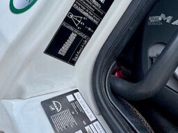 MAN TGA 35.480 8X4 Abroller mit Container