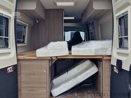 CARADO CV640 Pro Automat  Markise Busbiker