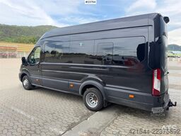 Ford Transit Minibus 16+1