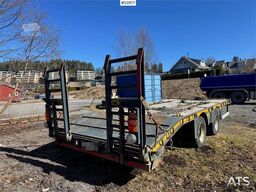 NC machinery trailer with manual loading ramps