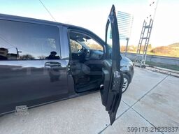 Mercedes-Benz Vito Tourer