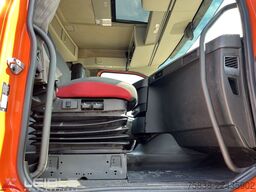 VOLVO FH500 8x4*Dreiseitenkipper*Bordmatik*VEB*Liege