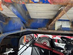 Tyllis jumbo semi-trailer with HMF crane