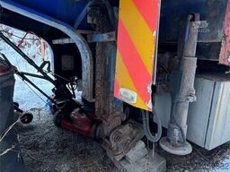 Tyllis jumbo semi-trailer with HMF crane