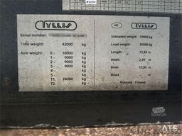 Tyllis Jumbo curtain side semi-trailer