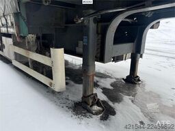 Tyllis Jumbo curtain side semi-trailer