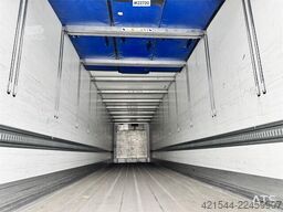 Schmitz refrigerated box semi-trailer – Several available!