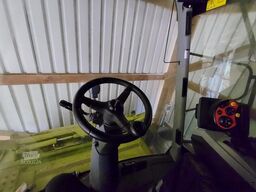 CLAAS Lexion 630 Montana