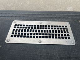 VOLKSWAGEN T6.1 BOTT REGALS. TEMP. SHZ NAVI KLIMA 1.HAND