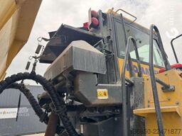Komatsu HM300-5E0