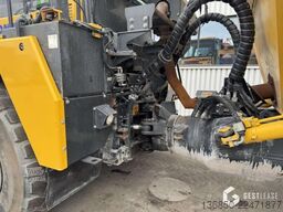Komatsu HM300-5E0