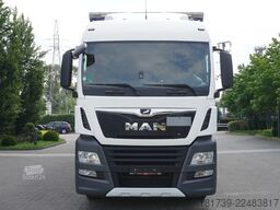 MAN TGX 26.510 6x2-4/ Curtainsider + trailer