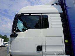 MAN TGX 26.510 6x2-4/ Curtainsider + trailer