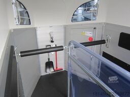 Böckmann Champion C ohne Sattelkammer Hecktürkombination 2400kg 100km/H Neu