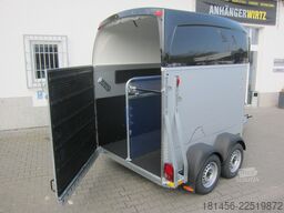 Böckmann Champion C ohne Sattelkammer Hecktürkombination 2400kg 100km/H Neu
