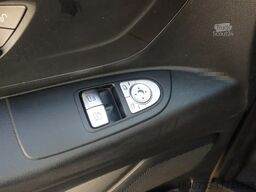 Mercedes-Benz VITO 111 CDI LANG IMPERIAAL AIRCO NAVI PDC TREK...