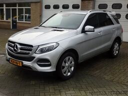 Mercedes-Benz GLE 250 D GRIJS KENTEKEN AIRCO NAVI CRUISE