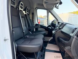 PEUGEOT Boxer Kombi 333 L2H2 Active Blue-HDi 130 9-Sitze