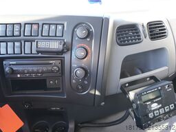 Renault D19 Wide 4x2 E6 / Lamberet 22 EPAL refri