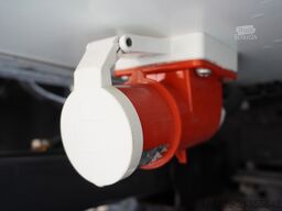 DAF XF 450 6×2 E6 / Refrigerator Lacapit/FRC